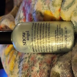 Shampoo,shoer gel, bubble bath